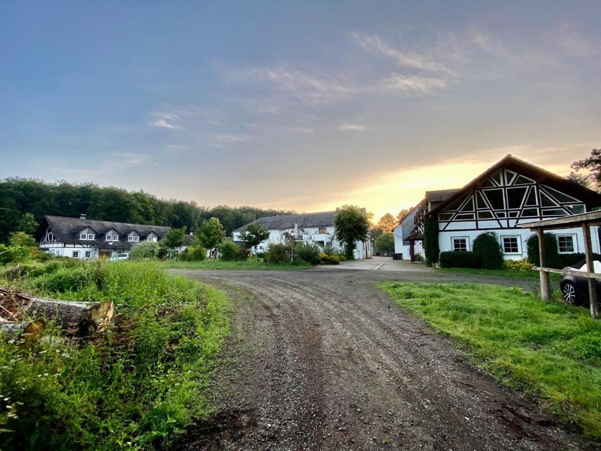 Koebelerhof - Stilvoll Eingerichtete Landwohnung Kordorf Extérieur photo